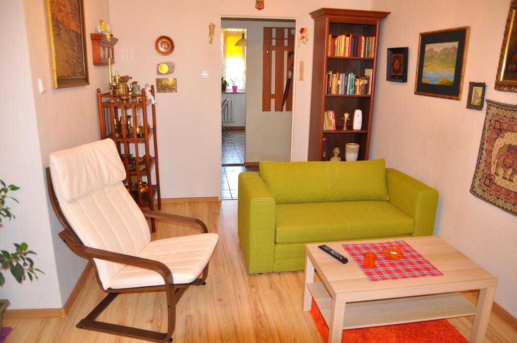 Cozy Apartment In Tarnów Exteriér fotografie