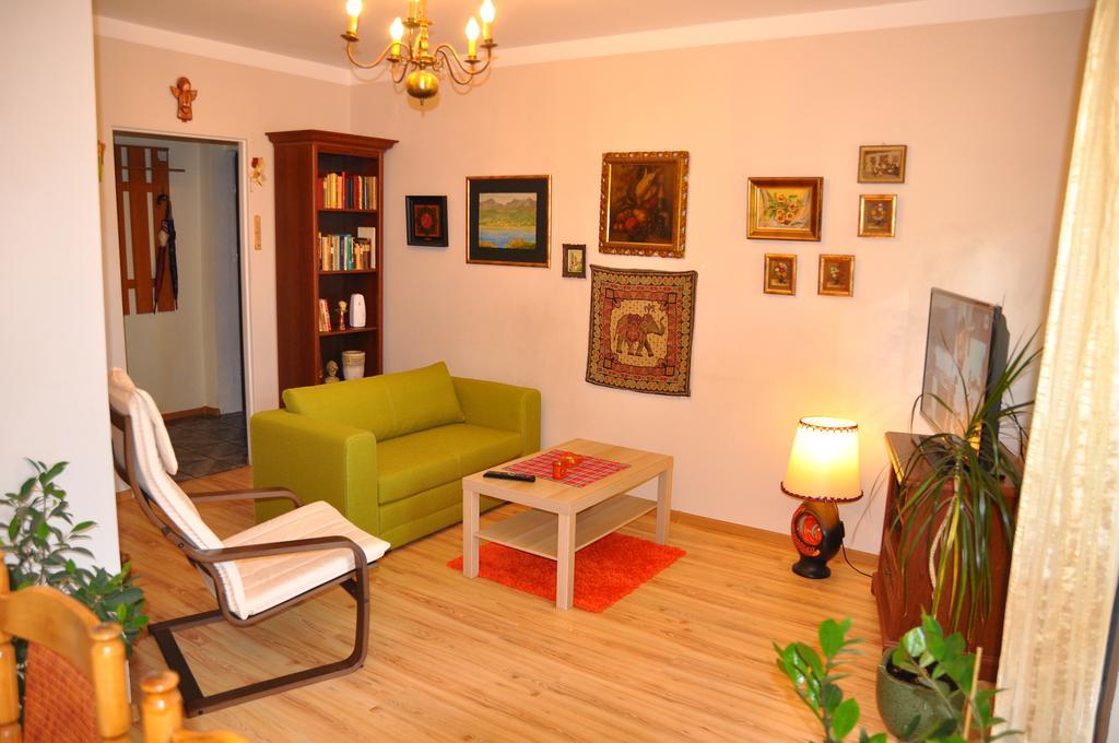 Cozy Apartment In Tarnów Exteriér fotografie